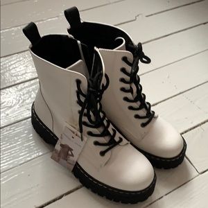 Sincerely Jules White Combat boots